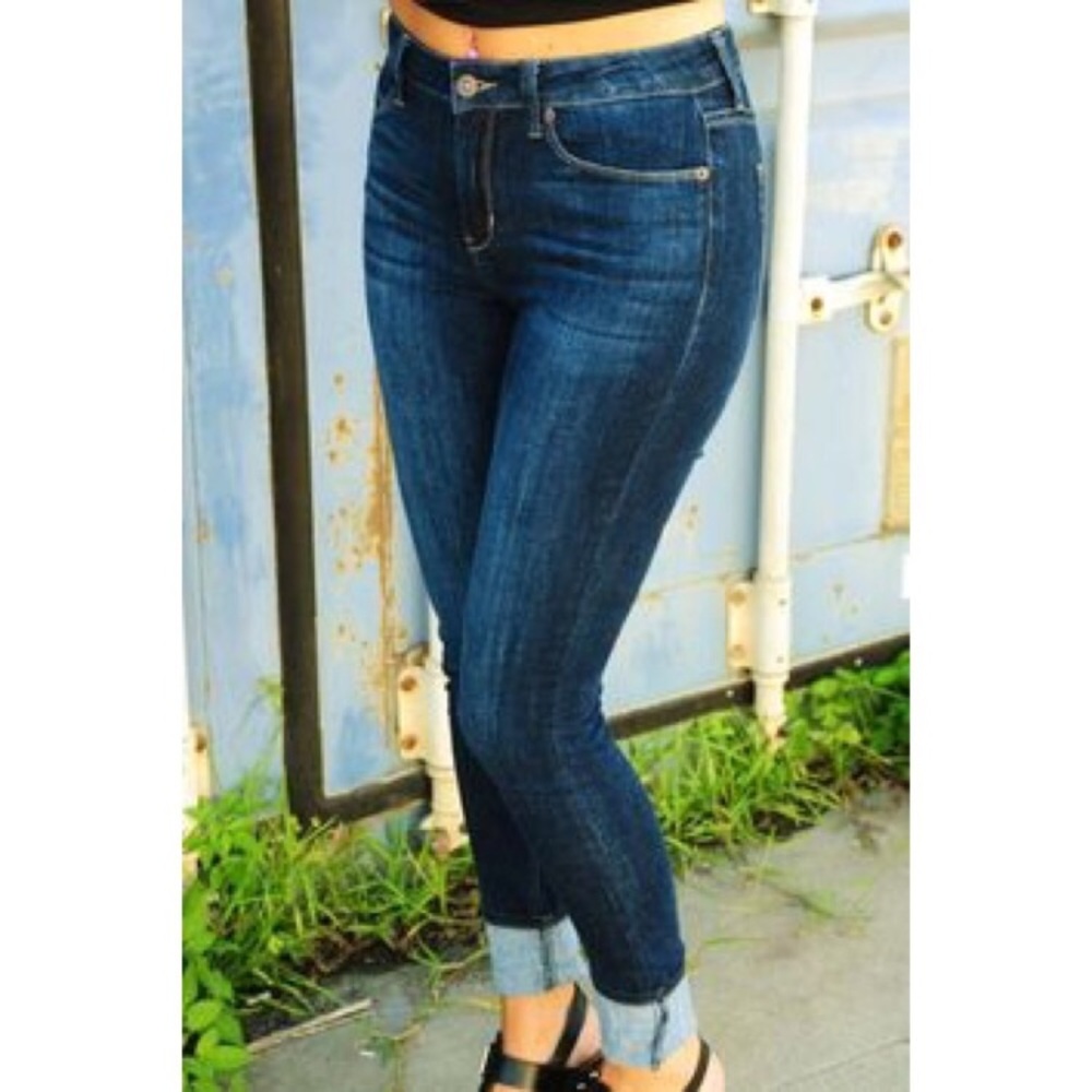 Mid rise skinny jeans NWT